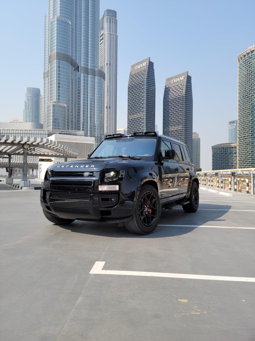 Land-Rover – Defender 2020 Model Front